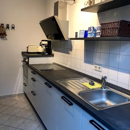 Yorkgebiet, Im Grunen Mit Balkon Und 2sz Apartment *